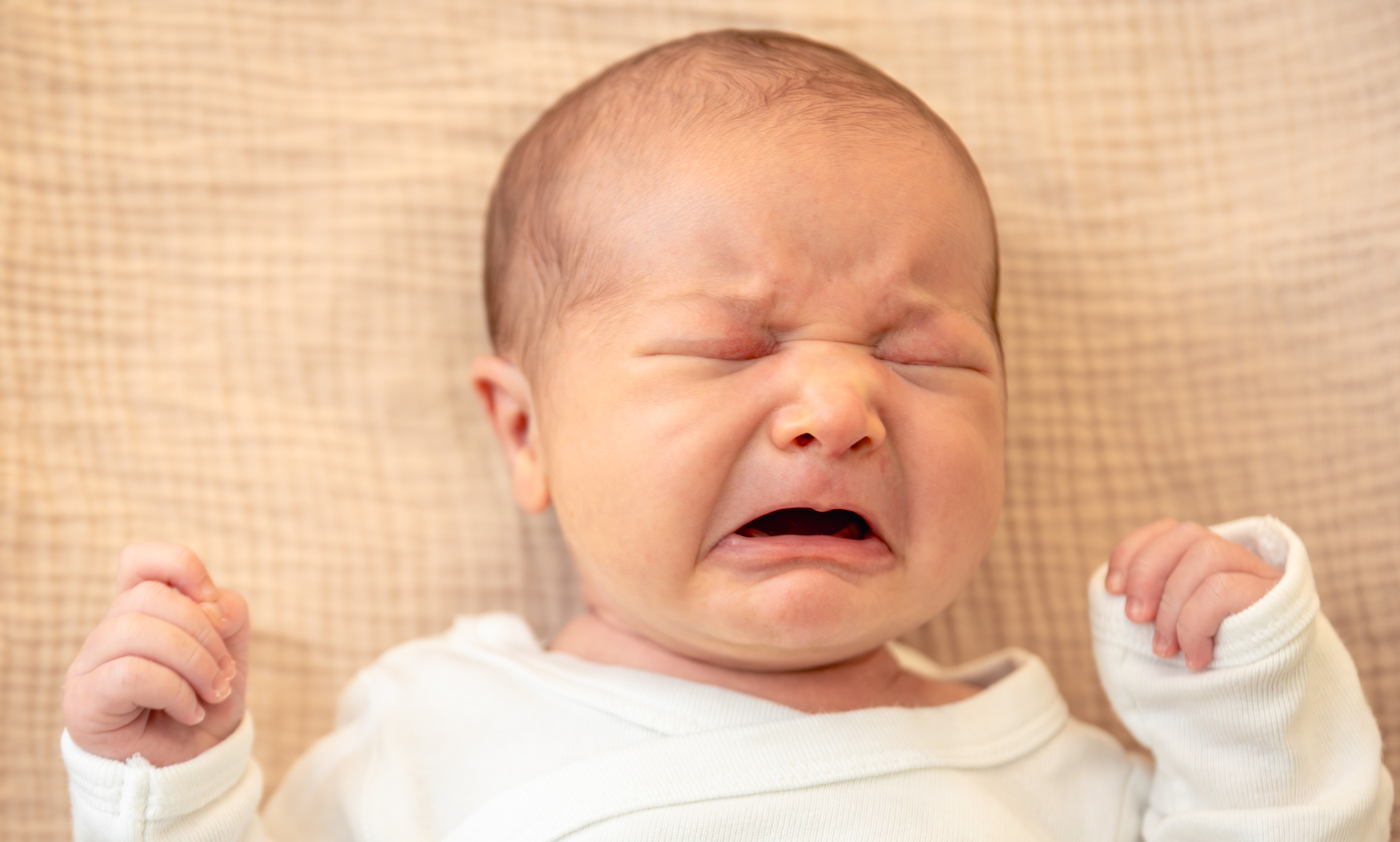 pneumonia bayi, gejala pneumonia bayi, cara mencegah pneumonia, vaksin pneumonia bayi, pneumonia anak, Bunda, si Kecil
